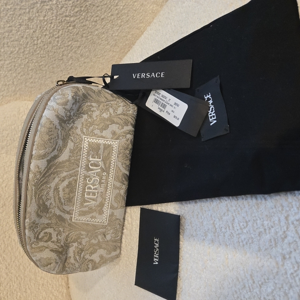 NWT Versace Beige Pouch - Picture 8 of 16